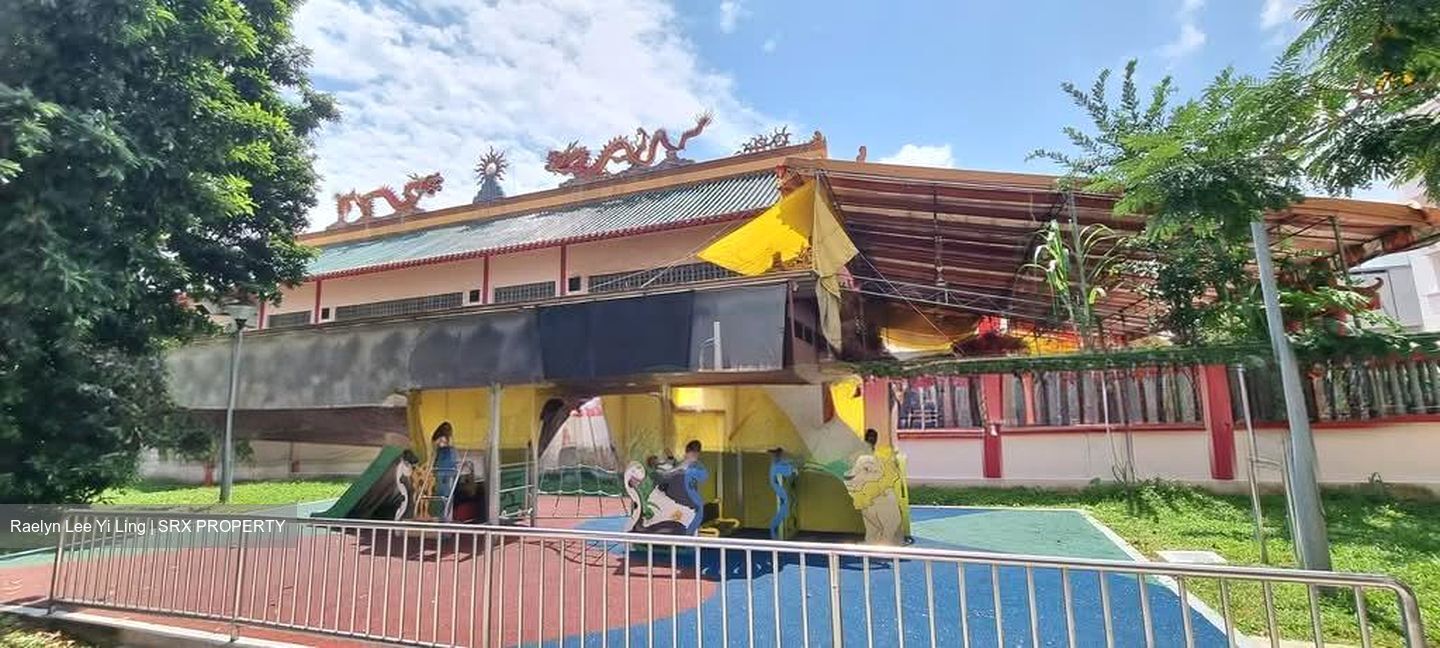 Teong Siew Temple (D27), Shop House #586764721
